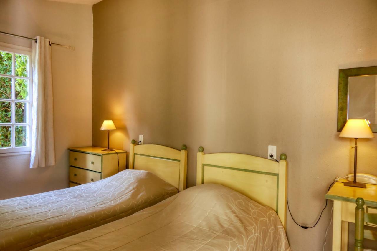 Au Saint Roch - Hotel Et Jardin Avignon Kültér fotó